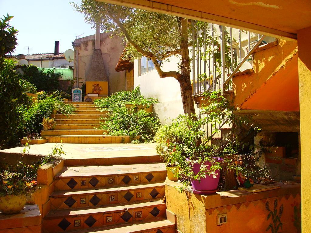 L'Antica Cantina Usini ภายนอก รูปภาพ